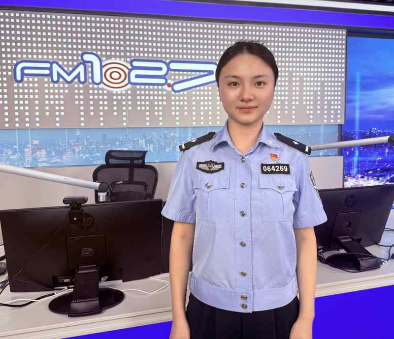  【技术拆解】深度解析老年人诈骗底层逻辑：这五个致命弱点，骗子比你更清楚 新闻 【技术拆解】深度解析老年人诈骗底层逻辑：这五个致命弱点，骗子比你更清楚 新闻 【技术拆解】深度解析老年人诈骗底层逻辑：这五个致命弱点，骗子比你更清楚 新闻