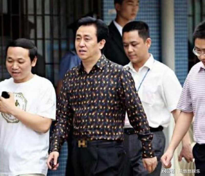 从恒大危机看房地产金融风险传导：债务雪崩的生成逻辑与处置范式
